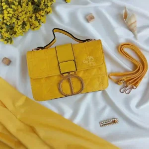 کیف دستی و دوشی زنانه زرد دیور